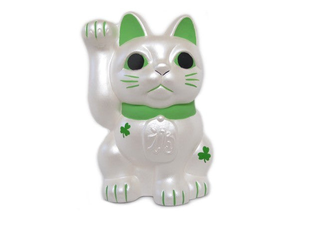 Maneki neko,good luck cat,good fortune cat,lucky cat,matcha gree,lucky clovers