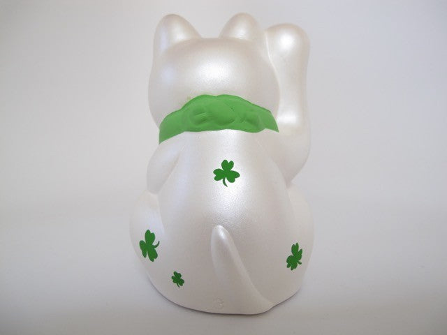 Maneki neko,good luck cat,good fortune cat,lucky cat,matcha gree,lucky clovers